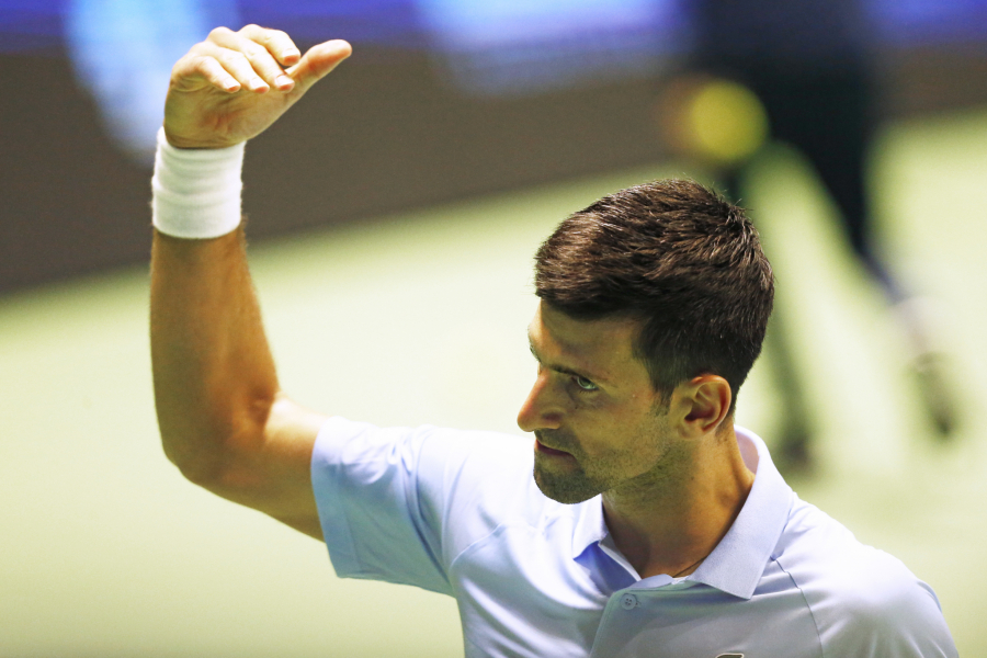 NOVAK ODRŽAO TENISKI ČAS CICIPASU Srbin isprašio Grka, pokazao ko je gazda na terenu i u Astani došao do 90. titule u karijeri