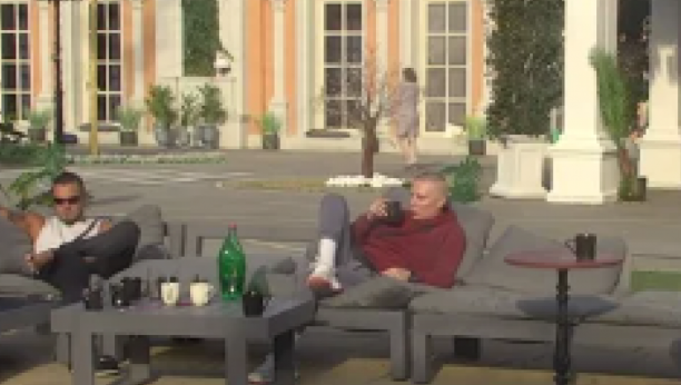 SINOĆ JE NAPRAVIO LOM Evo kako je Brendon započeo prvi dan u Beloj kući