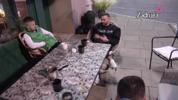 STRAHUJE ZA SVOJU VEZU Nenad Aleksić Ša brine da li je sve okej sa njegovom devojkom