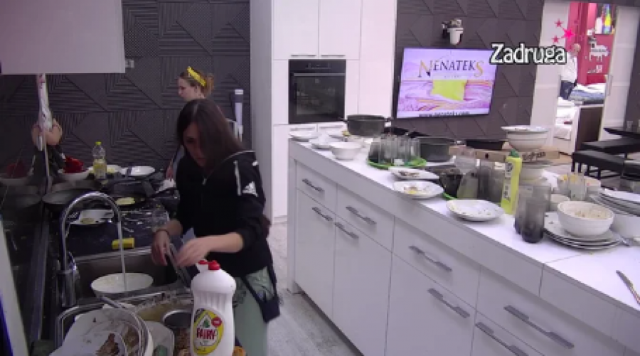 TI SI DEBIL PO PRIRODI Dijana Durlević žestoko odbrusila Tijani Jovović