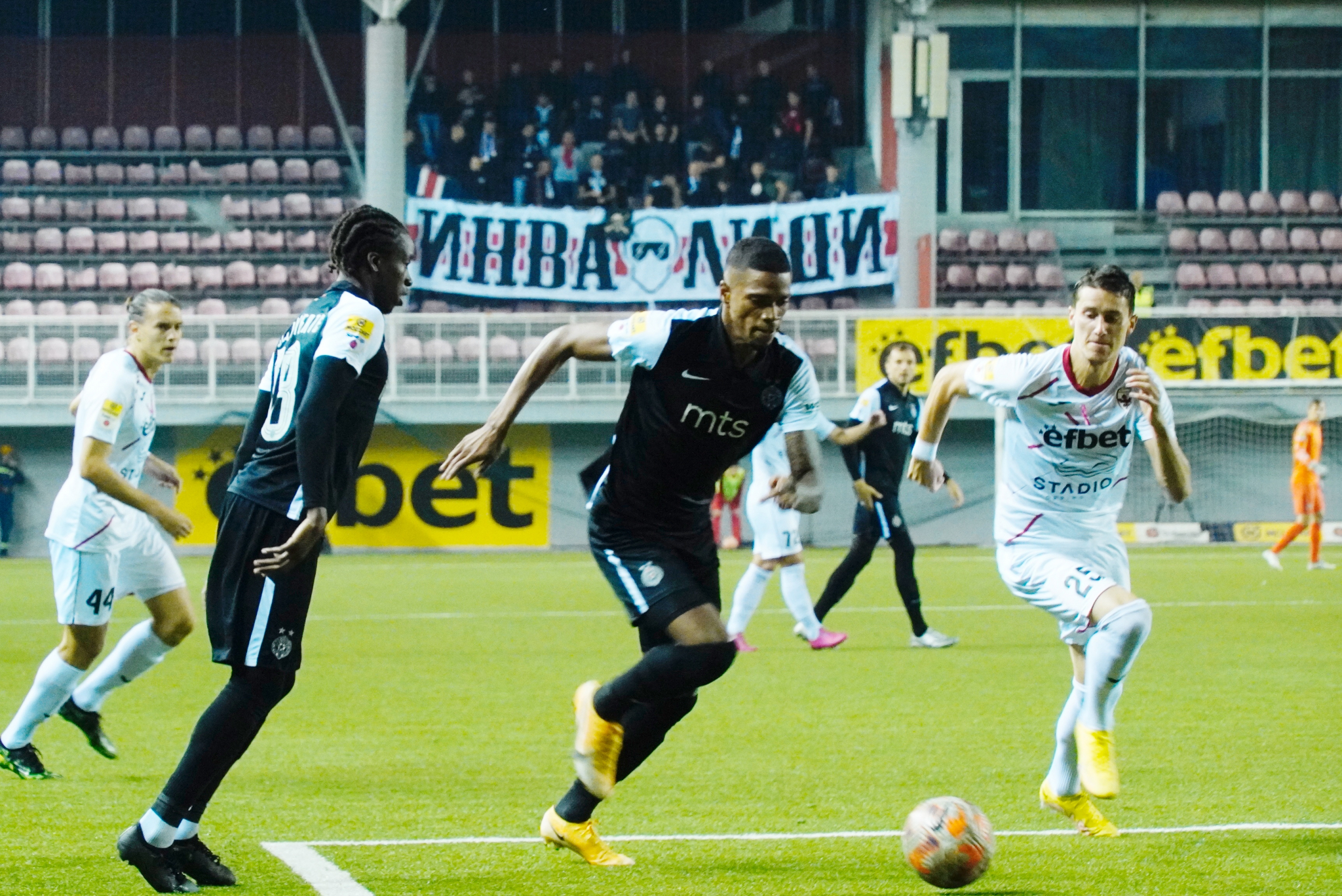 CRNO-BELI UKROTILI ZMAJA Partizan lako protiv Voždovca, Rikardo nastavio golgetersku seriju (VIDEO)