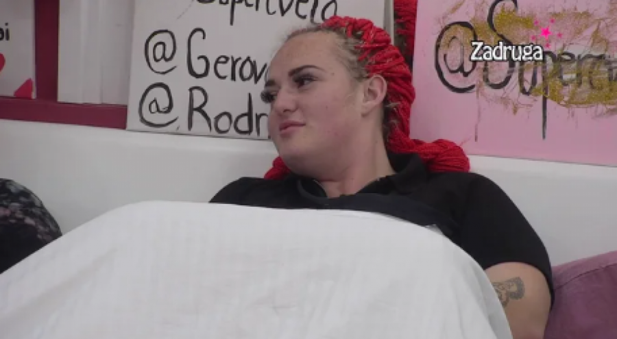 NOSIŠ IME I PREZIME IDIOTA Miki Đuričić oštro odgovorio Maji, hteo da odbrani Super Cvetu