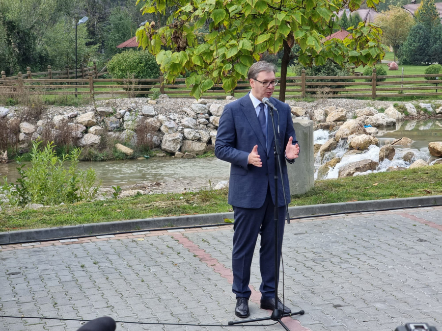 VUČIĆ U RAŠKOM I MORAVIČKOM OKRUGU Obilazak rekonstruisanog lokalnog puta Pridvorica - Devići (FOTO/VIDEO)