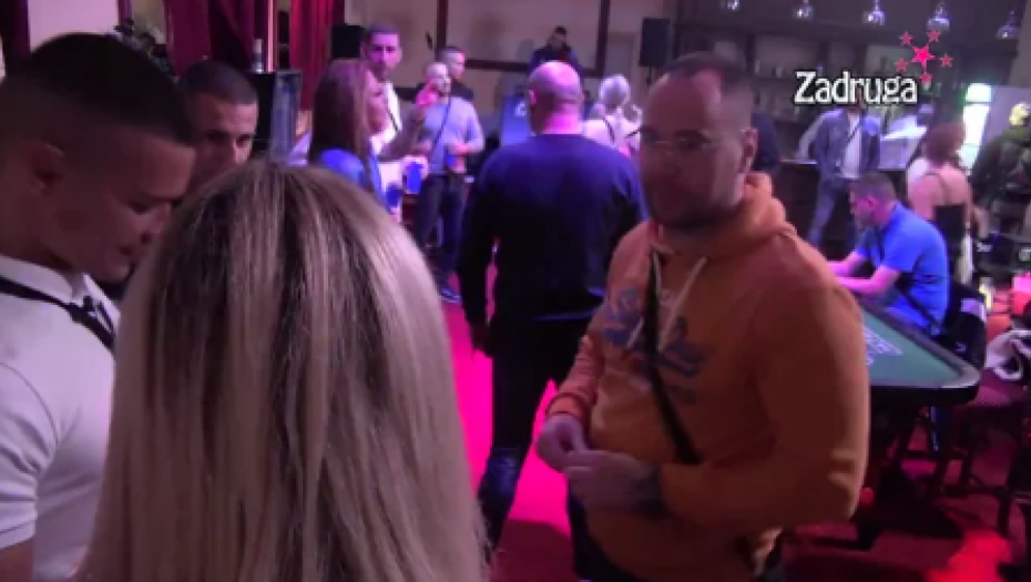 MARKO POHVALIO ZVEZDANA On se izgubio kada je video Aleks, gutao je pogledom