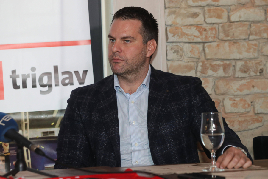 ŽELIMO I TREĆU ZVEZDICU NA DRESU Tandem za trofeje: Rosić i Vujko