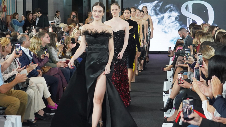 Veče za pamćenje u Beogradu na vodi: Stefan Djokovic održao reviju u prepunoj Galeriji