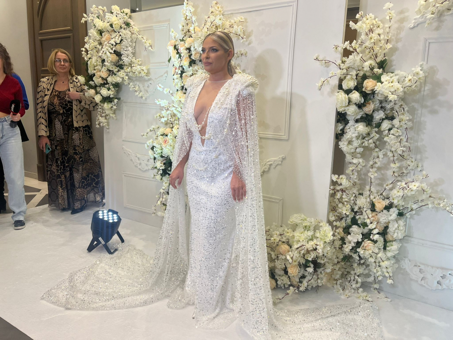 HAOS! Vanja Mijatović na meti brutalnih komentara, pevačica im žestoko odbrusila (FOTO)