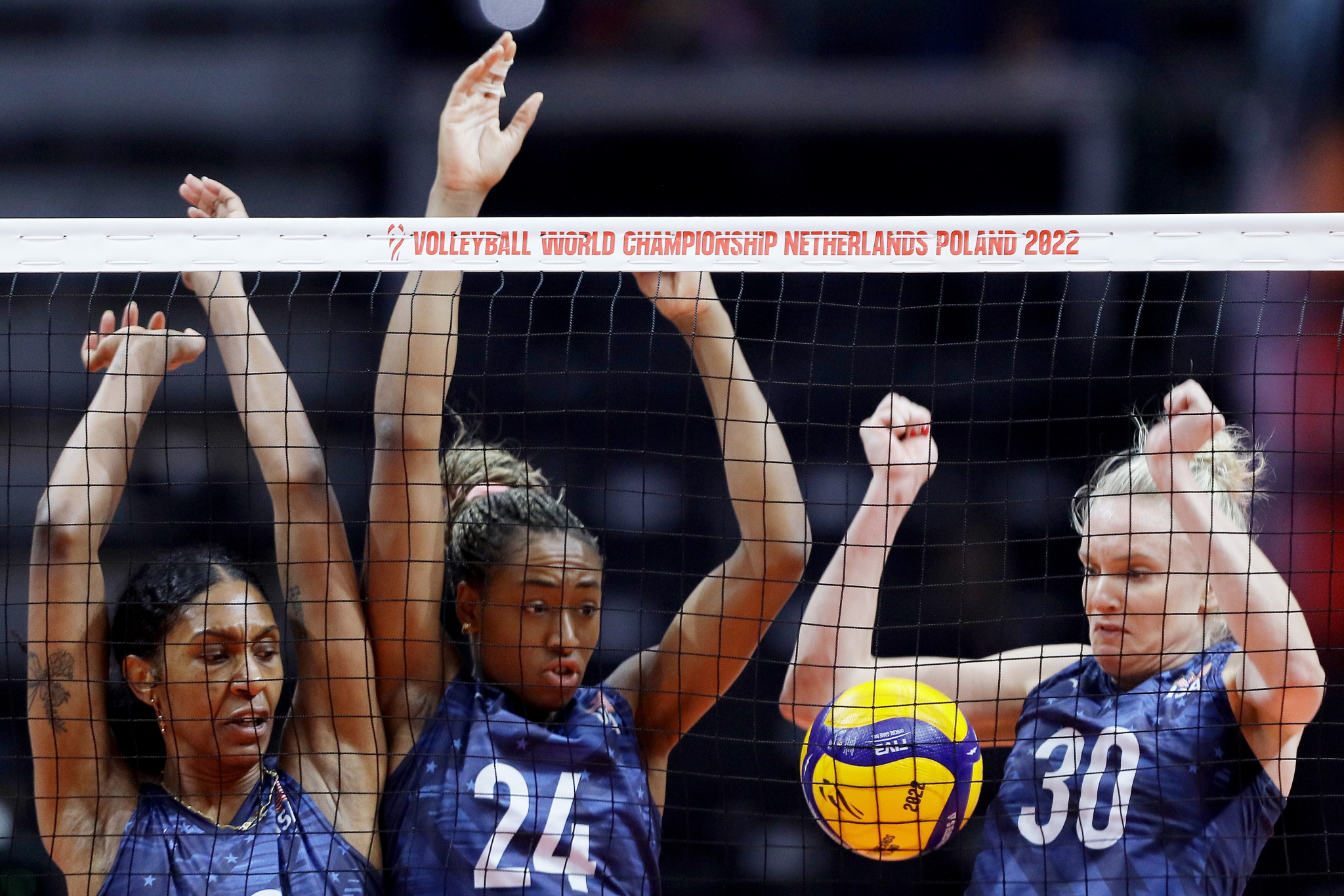 BRAVO, CARICE Odbojkašice Srbije bacile Ameriku na kolena posle velike drame  i imaće priliku da odbrane titulu svetskog prvaka