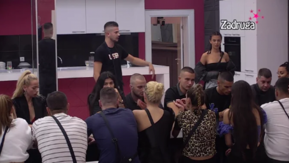 BILAL LAŽE, RASKRINKAN JE Anita ustala i rekla svoju stranu priče, a onda je ustao Marko Marković i betonirao Brajlovića