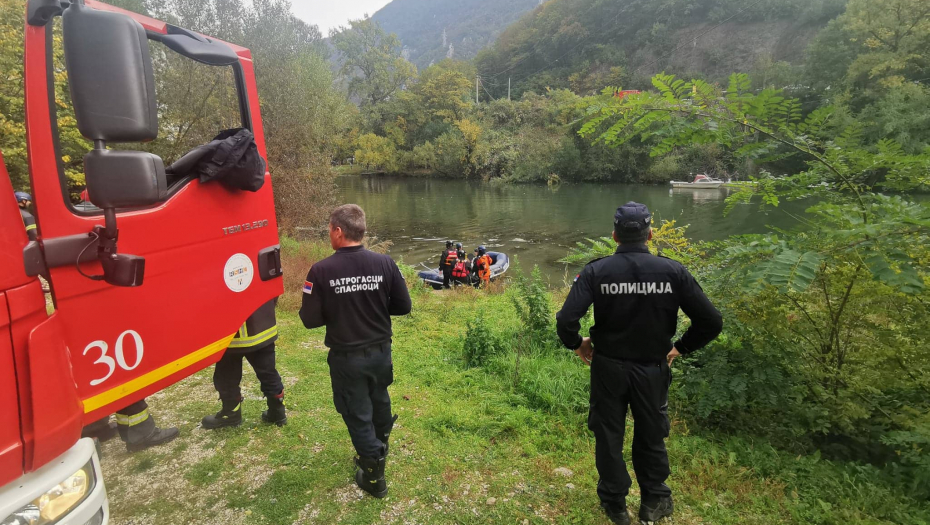 KRENULI U MANASTIR NA HODOČAŠĆE Evo ko su putnici koji su pali sa mosta kod Ovčar Banje (FOTO/VIDEO)