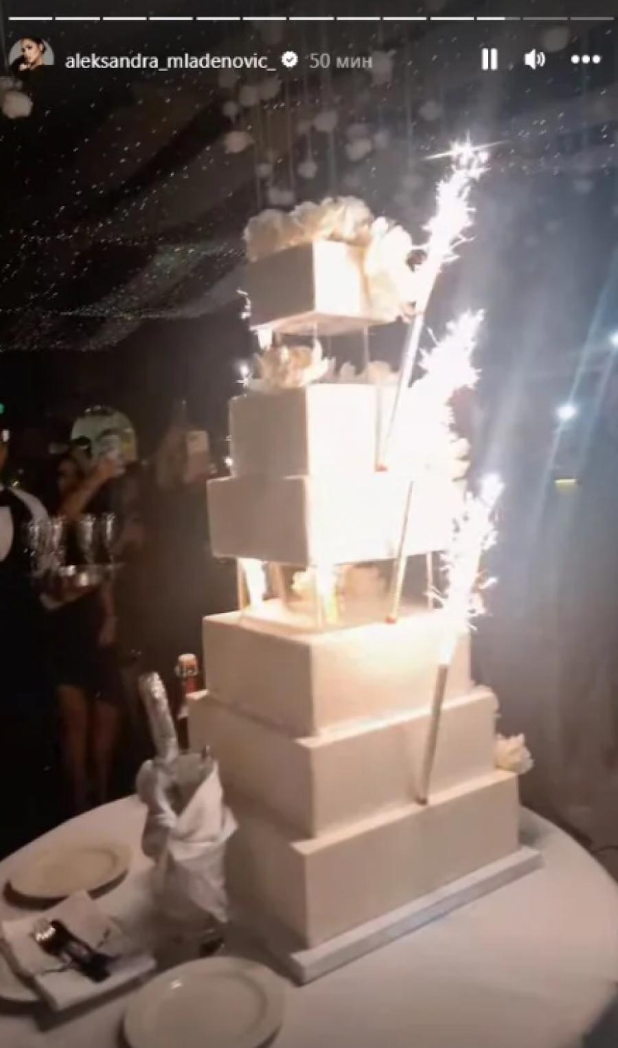 LUMPOVALO SE DO ZORE Sve je odisalo luksuzom, evo koliko je koštala svadba Vanje Mijatović (FOTO)