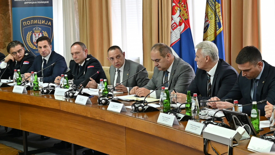 VULIN PORUČIO Borba protiv organizovanog kriminala ucrtana kao jedan od glavnih prioriteta rada policije (FOTO)