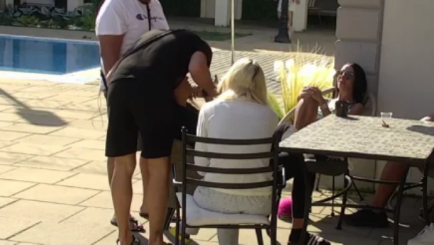 MAJA ĆE NAPRAVITI HAOS Bilal poljubio bivšu devojku