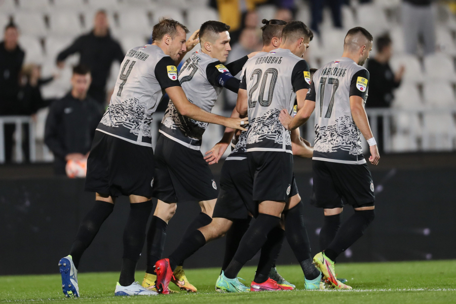 PARTIZAN PREŽIVEO TRILER U HUMSKOJ Prava goleada na stadionu crno-belih, Čukarički pokazao zube, ali Urošević donosi važna tri boda Partizanu pred nastavak šampionske trke
