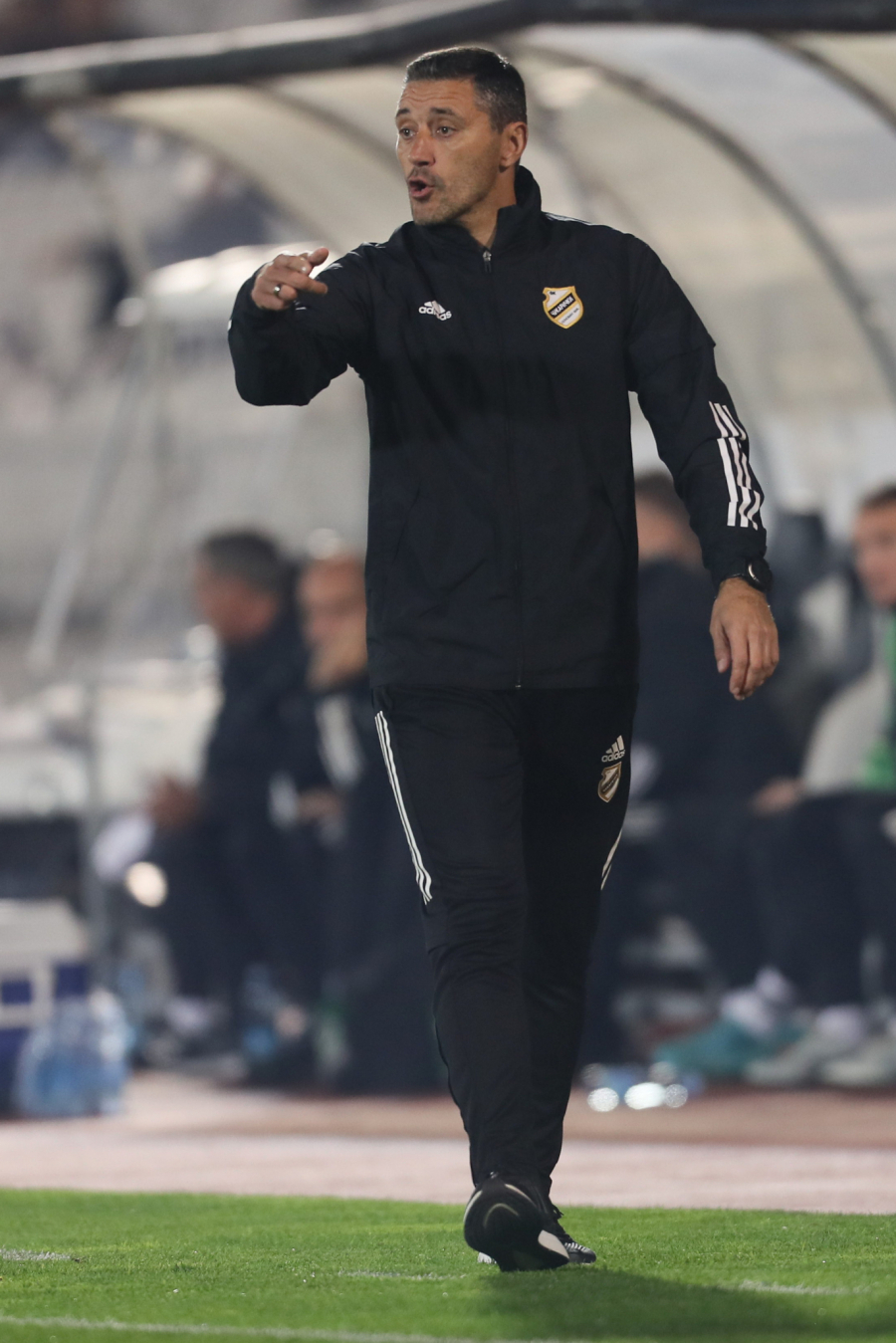 PARTIZAN PREŽIVEO TRILER U HUMSKOJ Prava goleada na stadionu crno-belih, Čukarički pokazao zube, ali Urošević donosi važna tri boda Partizanu pred nastavak šampionske trke