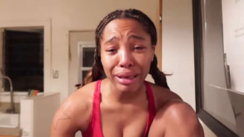 GREŠKOM KUPILA KAUČ OD 12 MILIONA DINARA Sad kuka i moli ljude da joj pomognu jer ne može da plati, a povraća joj se od pomisli da se zaposli