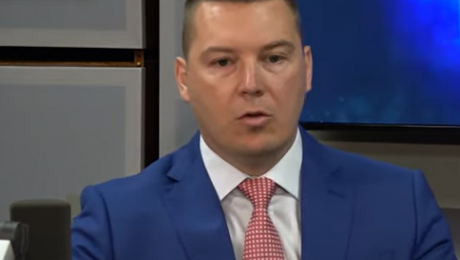 ADŽIĆ: Spajićevi hazarderski potezi mogu nanijeti veliku štetu državi i bezbednosnom sektoru