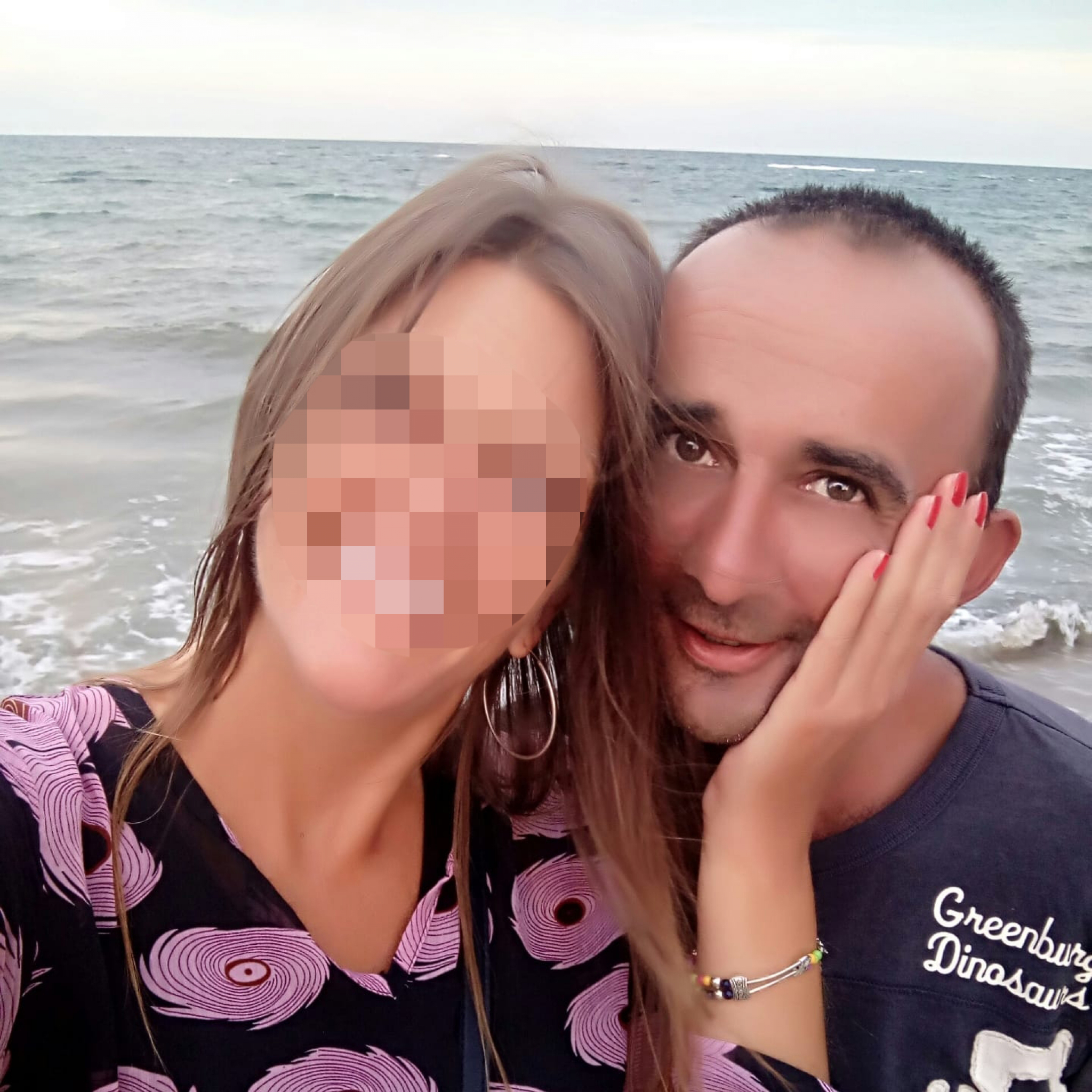 JOŠ JEDNA TRAGEDIJA POTRESLA VRŠAC Dušan S. (47) ubio se nakon porodične drame: Kablom tukao ženu i taštu pa se razneo bombom!