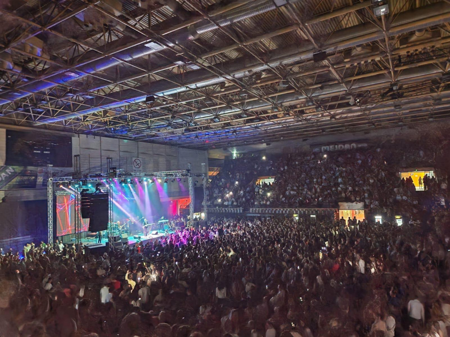 KONCERT KOJI TREBA DOŽIVETI Saša Matić napravio spektakl u Tuzli (FOTO/VIDEO)