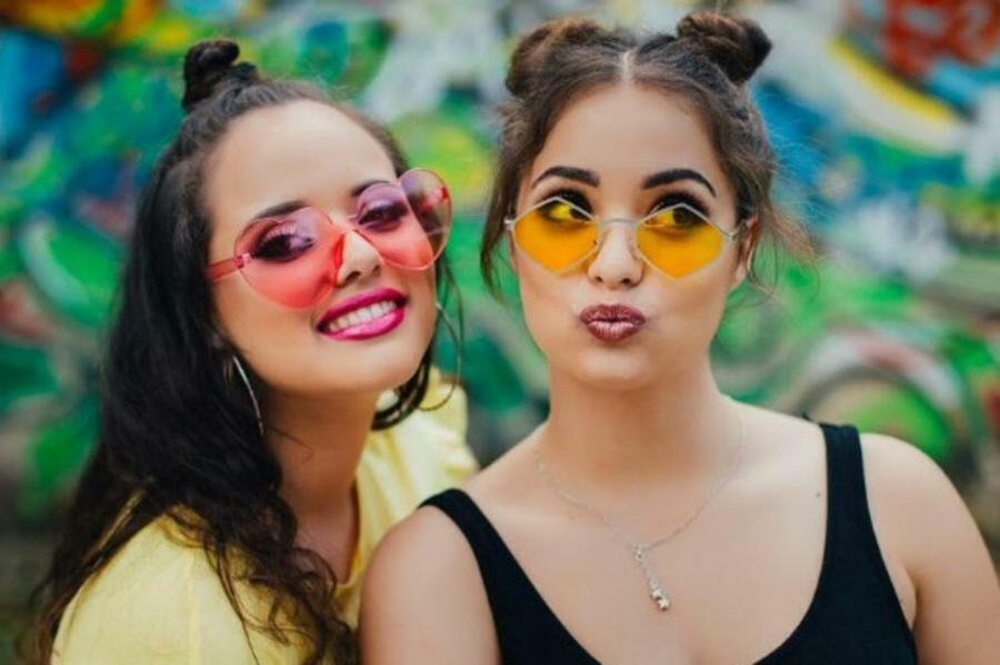 KO SU NESTALE JUTJUBERKE ANĐELA I NAĐA? U žiži javnosti bile zbog skandala sa Baka Prasetom, a zarađuju ogromne svote novca