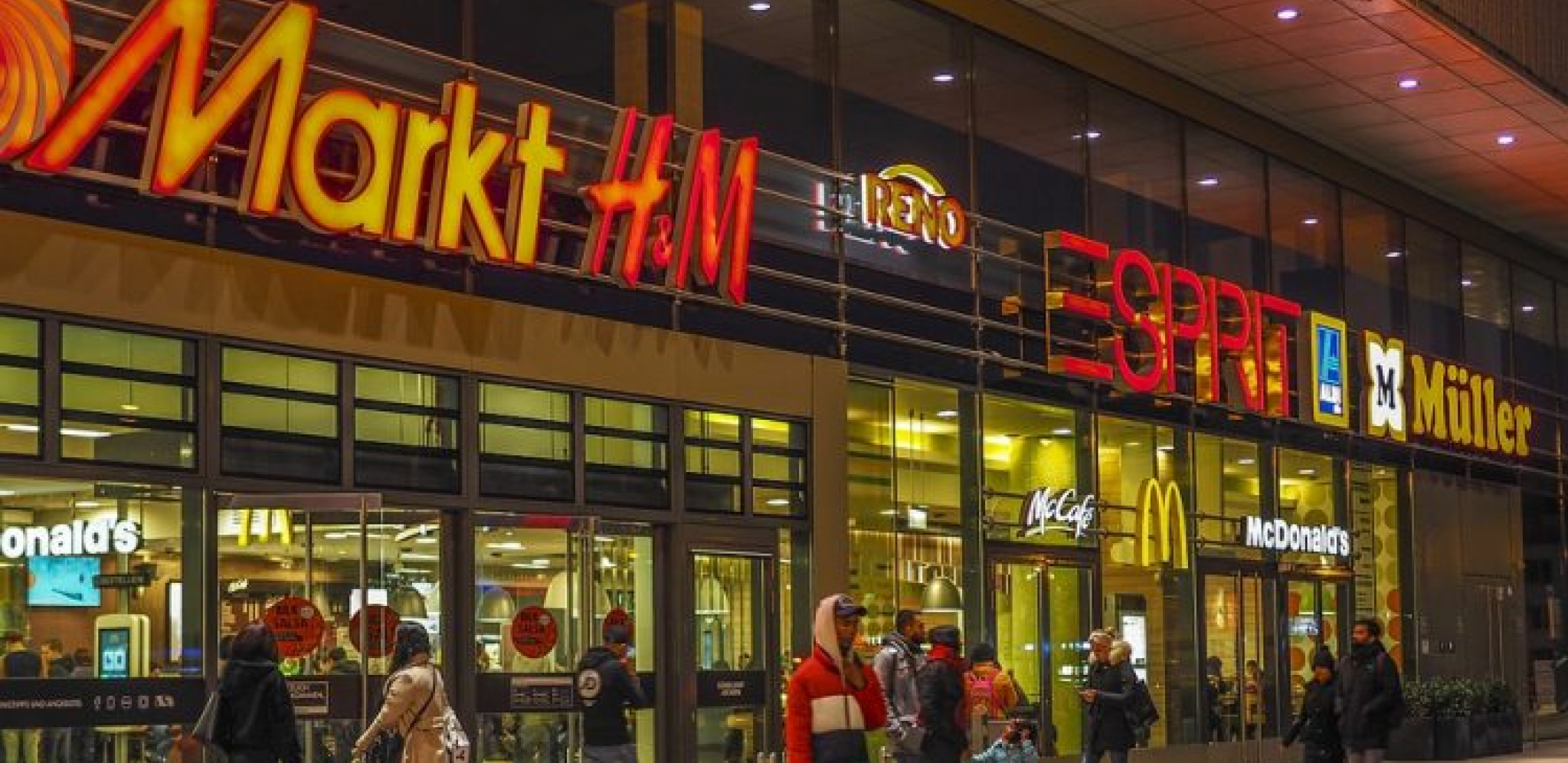 MRAK, MRAK Francuska zabranjuje svetleće reklame u slučaju problema sa strujom