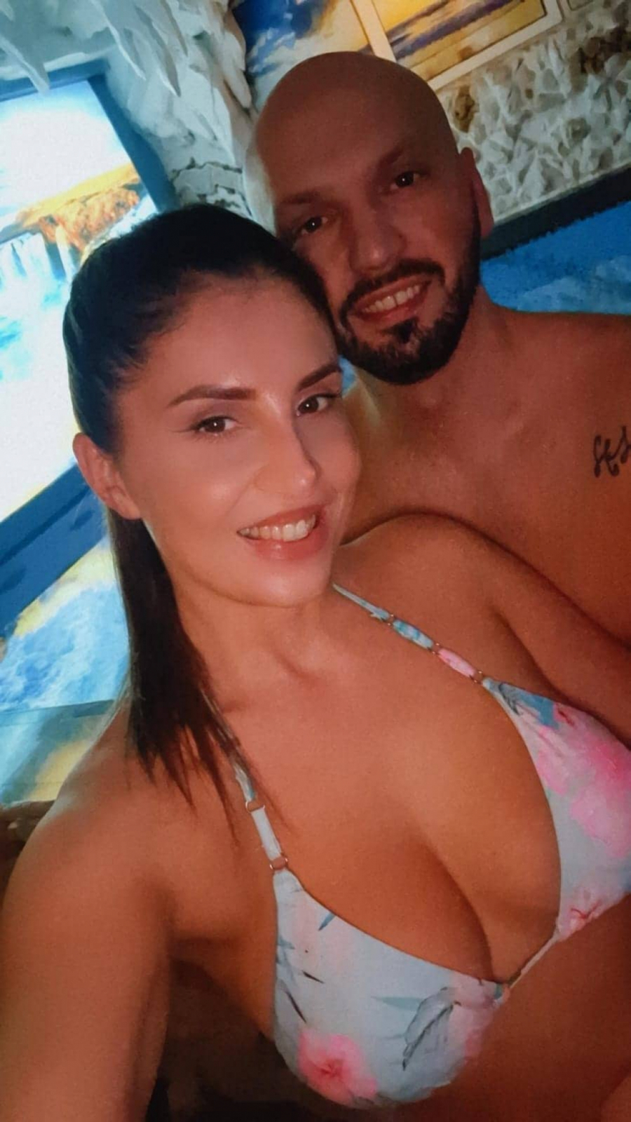 PRESREĆNA! Pevačica Nevena Nensi ne krije radost, verenik joj priredio romantično veče za pamćenje (FOTO/VIDEO)