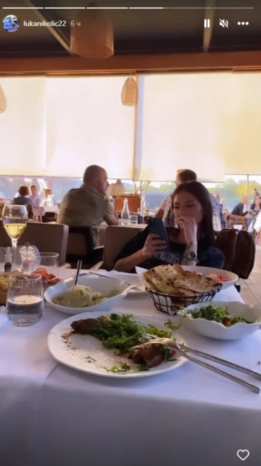 NE GUBI VREME Luka Nikolić viđen sa ovom lepoticom, Dalila će pući od muke