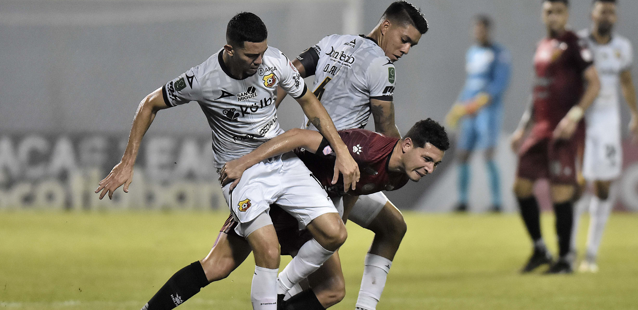 SKANDAL PRED MUNDIJAL Reprezentativac Kostarike pozitivan na doping testu