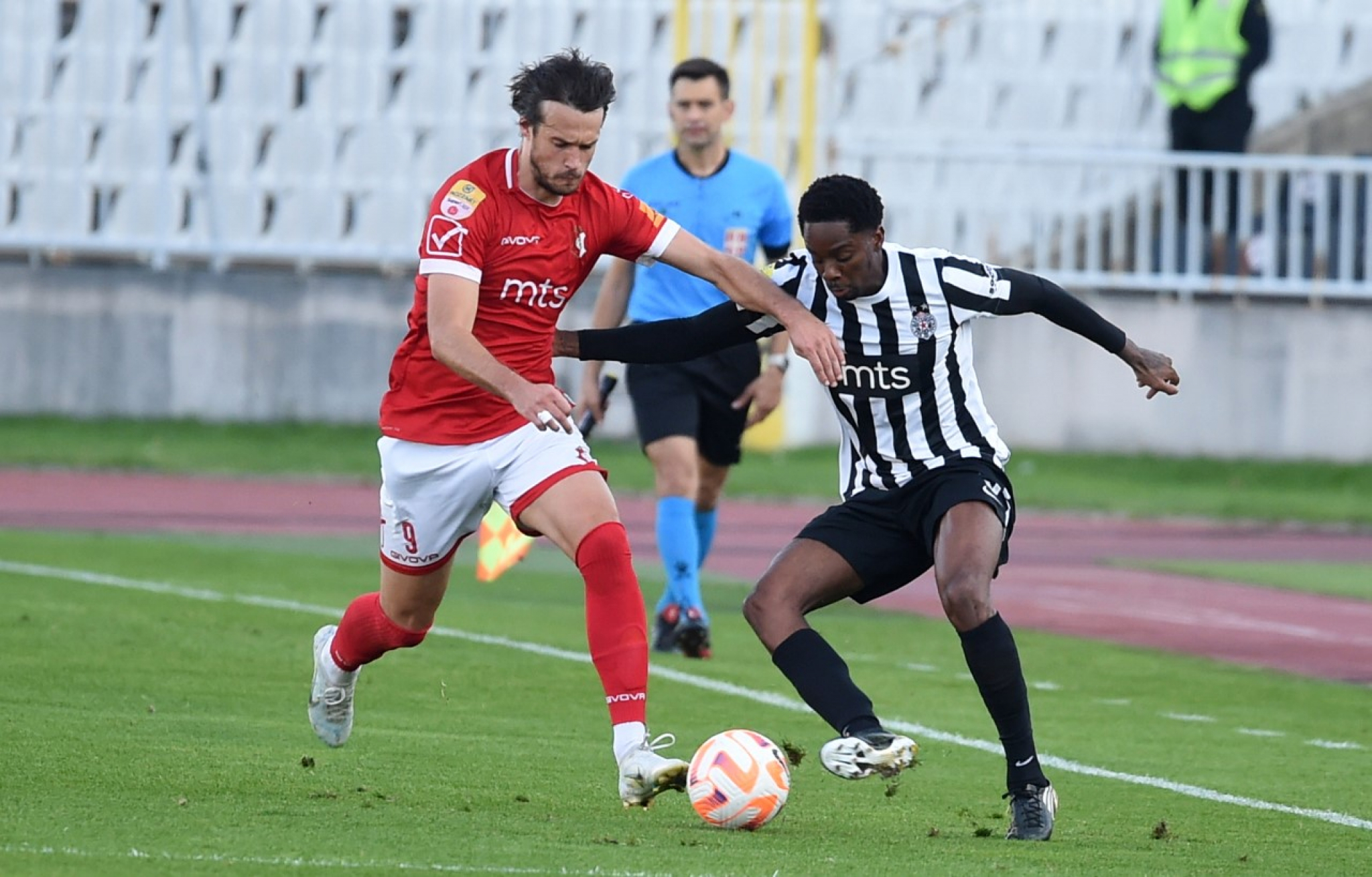 VAR SPASAO PARTIZAN Crno-beli pobedili Napredak i nastavili poteru za Zvezdom