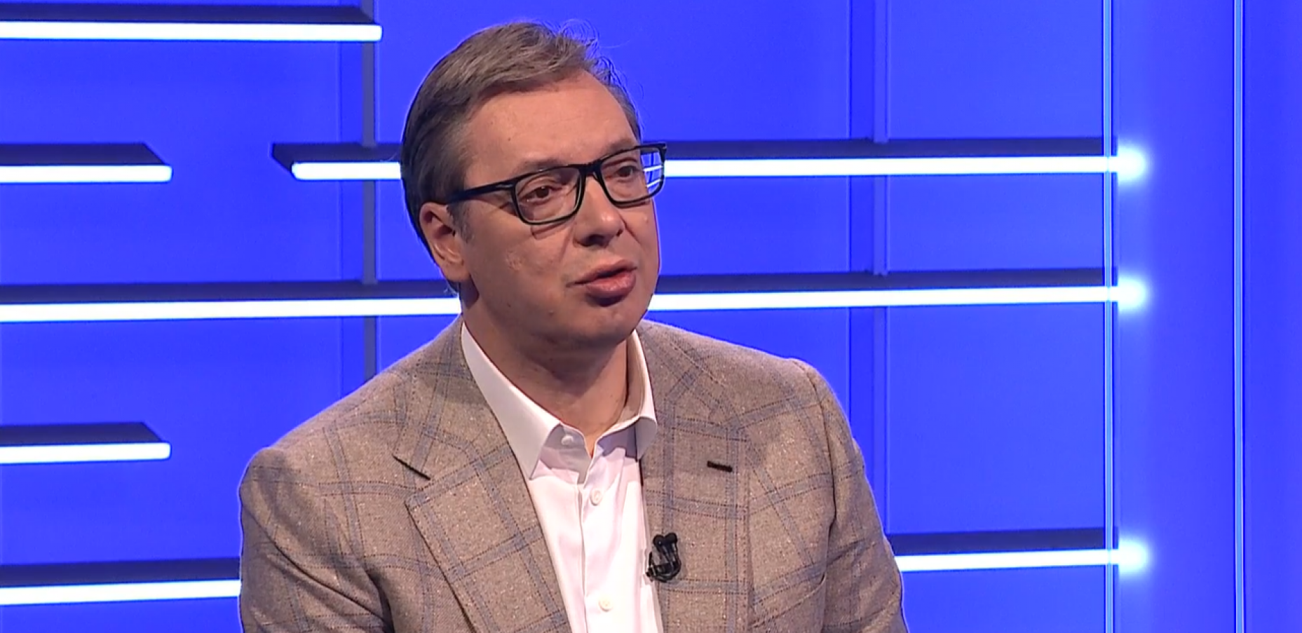 PREDSEDNIK U "PRVOJ TEMI" Vučić: Preti nam dugotrajni sukob