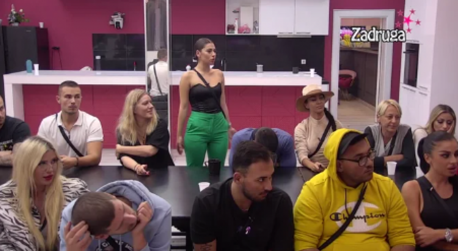 MILICA NA STUBU SRAMA Izašao klip Maje i Marka, Veselinovićevu napali jer juri za njim, a ona ga ne zanima