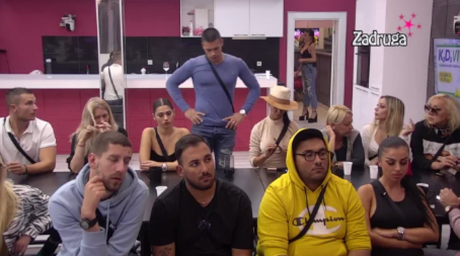 MILICA NA STUBU SRAMA Izašao klip Maje i Marka, Veselinovićevu napali jer juri za njim, a ona ga ne zanima