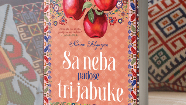Ruski bestseler „Sa neba padoše tri jabuke“ u prodaji