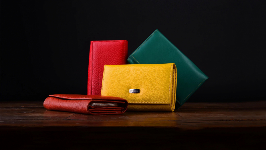 PROMENITE STVARI NA BOLJE NA POLJU FINANSIJA Otkrijte koja je za vaš prosperitet najbolja boja novčanika