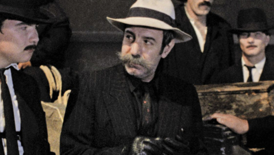 ČOVEK ZVANI ILUZIJA Otvorena izložba o Zoranu Radmiloviću u Zaječaru