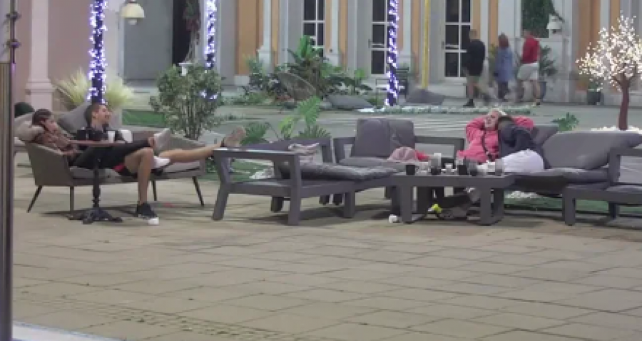 UMILJAVA SE CVETI Svi sprdaju Milicu, a Bilal nikad nežniji