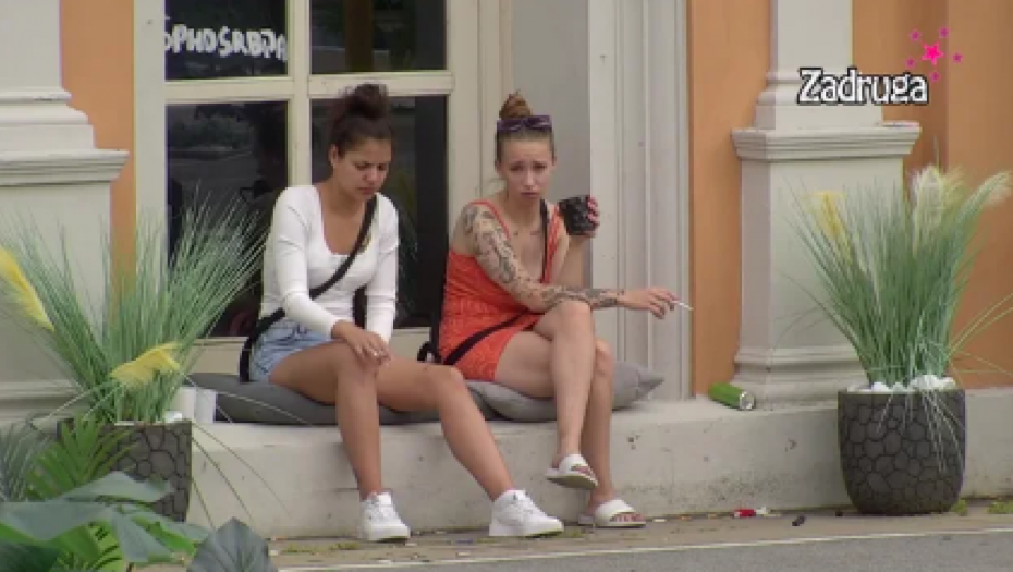 NEŠTO MI JE SUMNJIV Aleksandra nije sigurna u Dragića, otkrila koja zadrugarka želi trojku sa njima