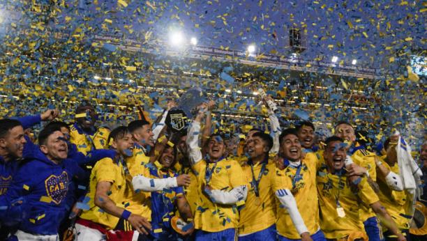 NAJVEĆI RIVAL DONEO BOKI TITULU Ovakvu dramu može da režira samo i jedino fudbal