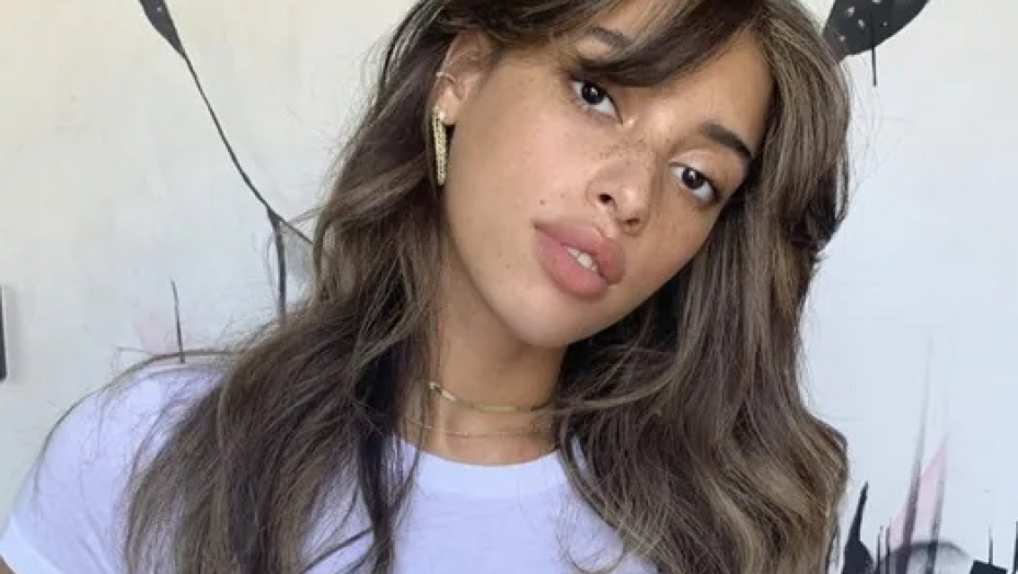 ZA PROBLEM SA LOŠOM I OŠTEĆENOM KOSOM U šampon je dodala sodu bikarbonu i rezultat je neverovatan