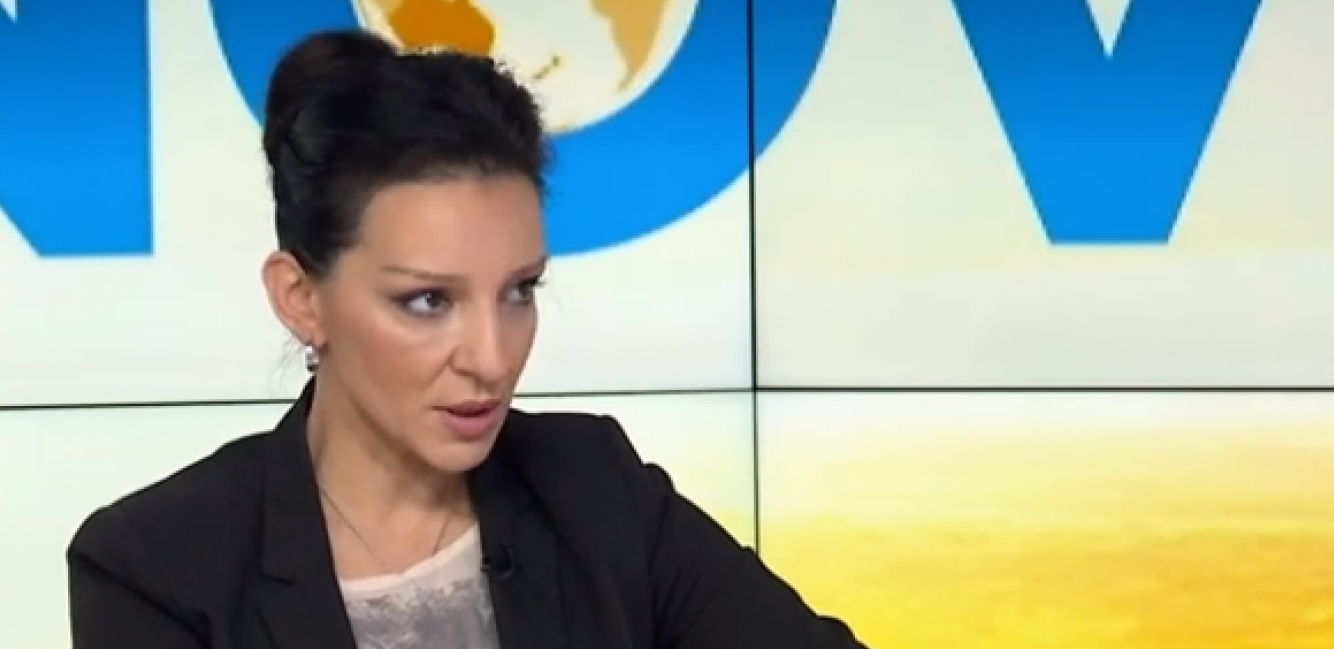 KAD VUČIĆ BRANI INTERES NAROD ONDA JE ZABRANJENO Ali kad se štiti tajkunski biznis, onda opozicija aplaudira (FOTO)