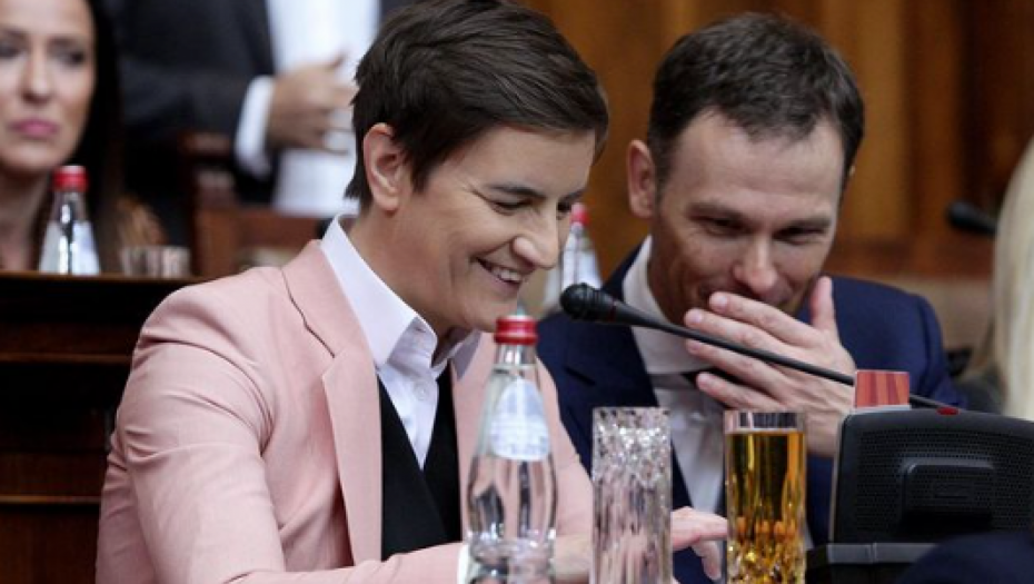 "VAŽAN JE ZDRAV DUH" Mali: Ako se iskreno nasmejete, kao Ana i ja, to je pun pogodak!