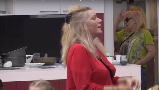 BRUTALAN SUKOB ZORICE I JELENE Pevačica ispolivala Golubovićevu, opšti karambol u Beloj kući (VIDEO)