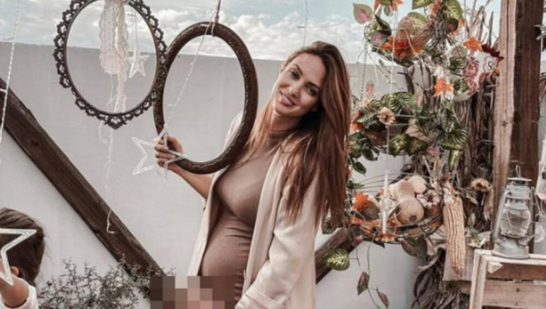 FLEŠBEK  Trudna Bojana Barović podelila emotivne trenutke sa porodicom (FOTO)