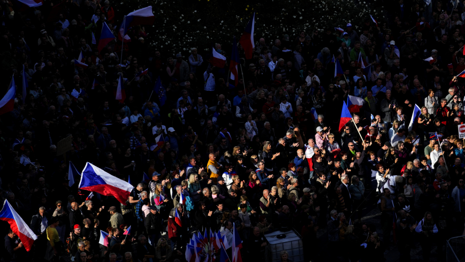 ČEK AUT! Masovni protesti u Češkoj! Građani traže napuštanje EU i pregovore sa Rusijom!