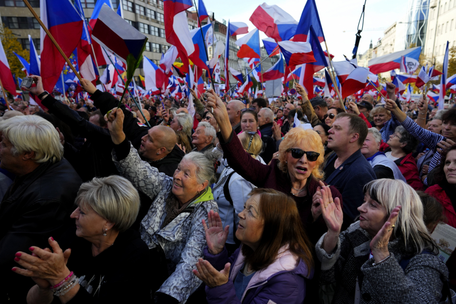 ČEK AUT! Masovni protesti u Češkoj! Građani traže napuštanje EU i pregovore sa Rusijom!