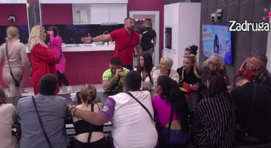 JELENA NIKAD NIŽE NIJE PALA Golubovićka udarila na Miljaninu borbu za život, svi je napali, a Uroš Ćertić joj presudio