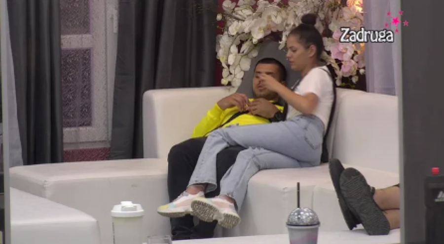 RASKIDAJU PA SE MIRE Po ko zna koji put Aleksandra i Ivan u istoj priči, Milica se oglasila...