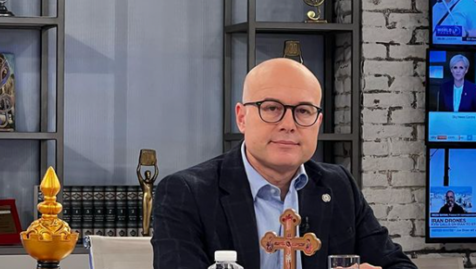 NAJVEĆE POVEĆANJE PLATA OD PRVOG JANUARA U VOJSCI SRBIJE Vučević najavio lepe vesti: 25 odsto će biti viša primanja (FOTO)