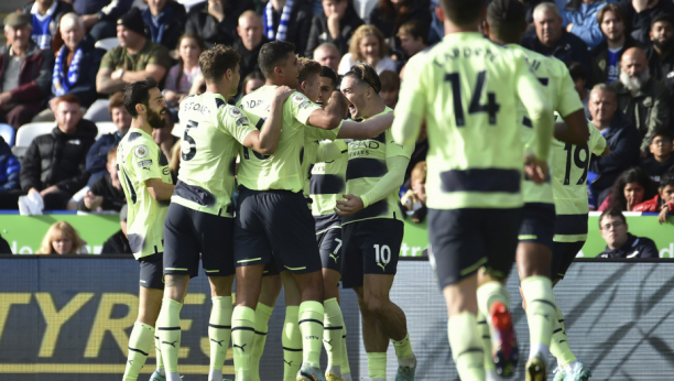 MOŽE SITI I BEZ HALANDA Majstorija De Brujnea za slavlje "građana" (VIDEO)