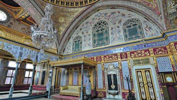 SRCE TURSKOG CARSTVA Zdanje koje je gotovo pola veka bilo glavna rezidencija osmanskih sultana